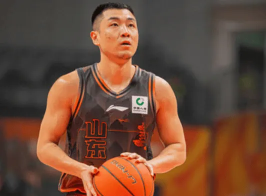 开云登录入口-高诗岩全场投篮3中3，罚球1中1得到9分3篮板4助攻1抢断