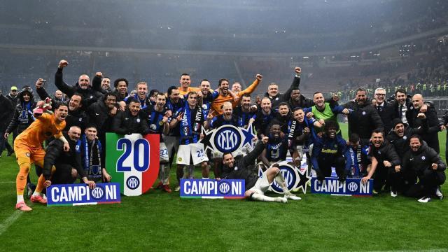 开云登录入口-【评分】冠军蓝黑唯一满分，你猜是谁？